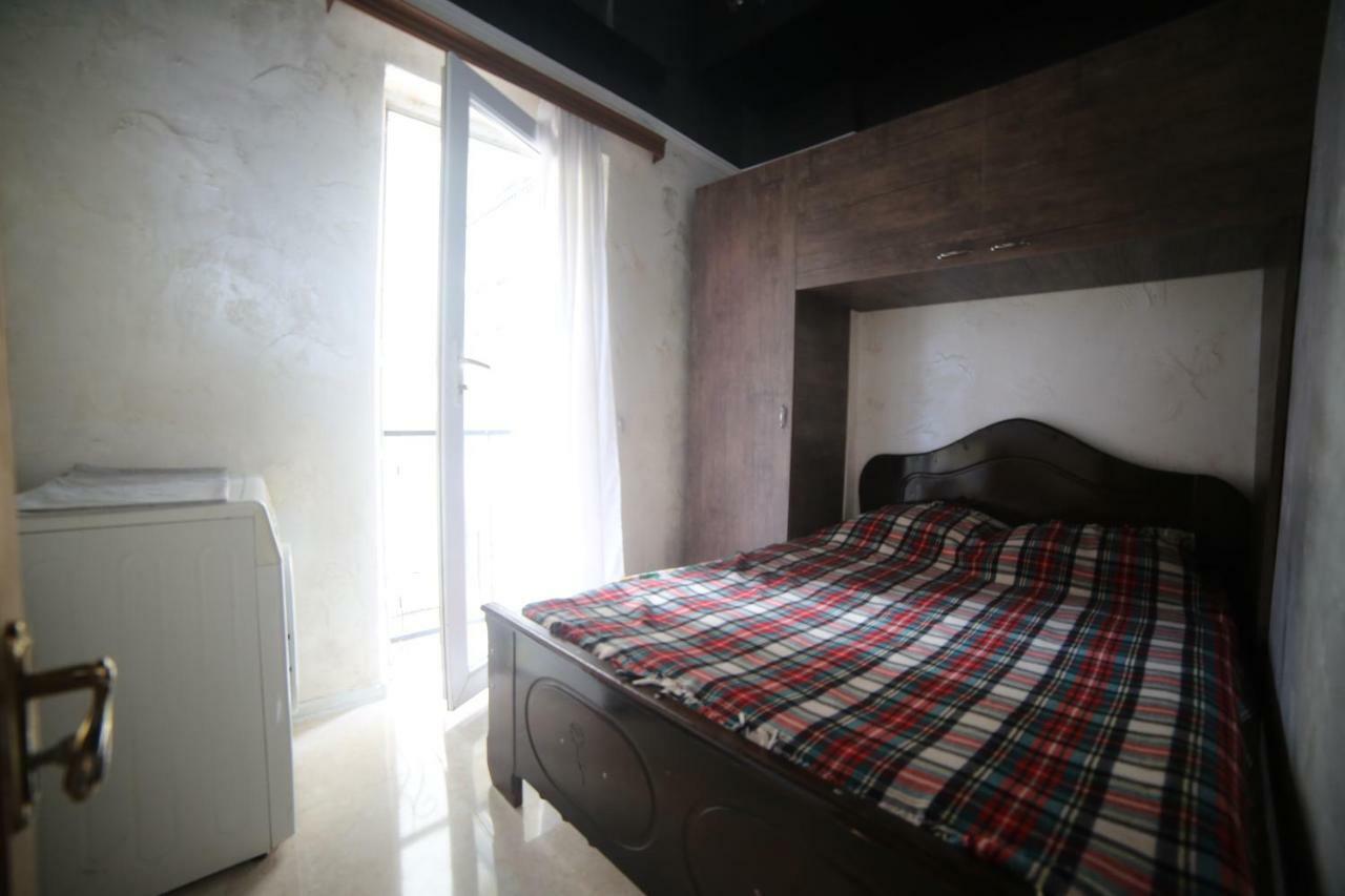 Duruu'S Apartment 1 Bedroom Μπατούμι Εξωτερικό φωτογραφία
